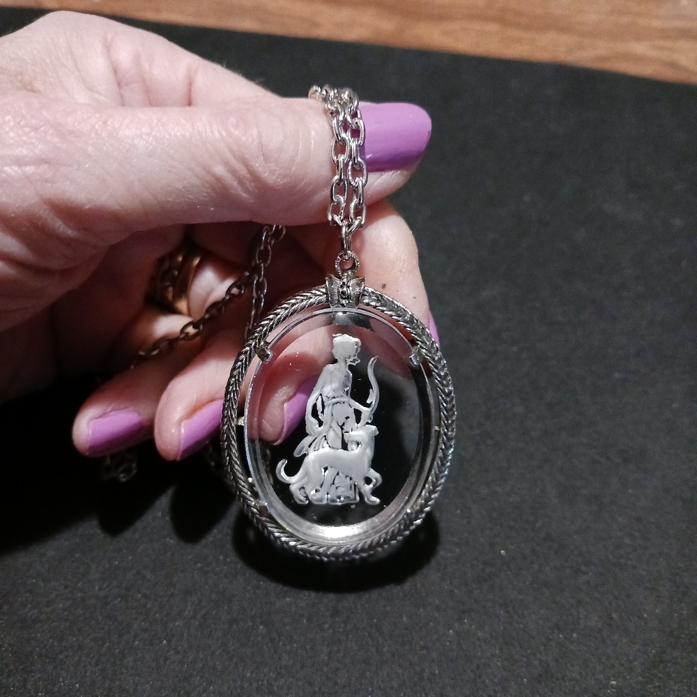 Vintage Signed JAR Cameo Pendant